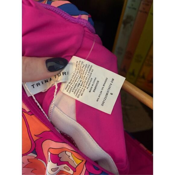 NWT Trina Turk Sevilla Ruffle Off Shoulder Pink Multicolor Swimsuit Size 6 - Picture 7 of 10